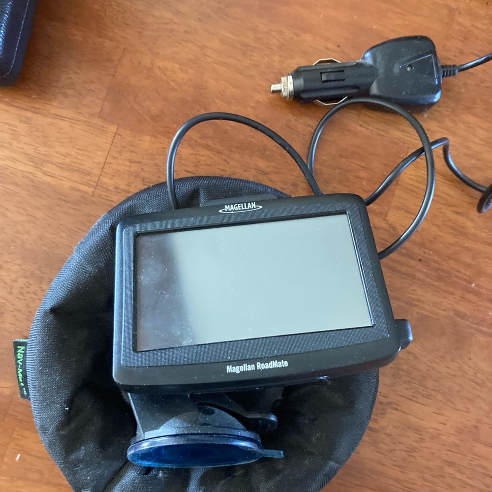 Magellan Roadmate GPS